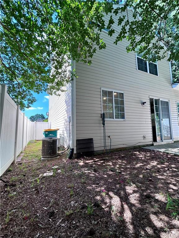 Building Photo - 418 Harmony Ct