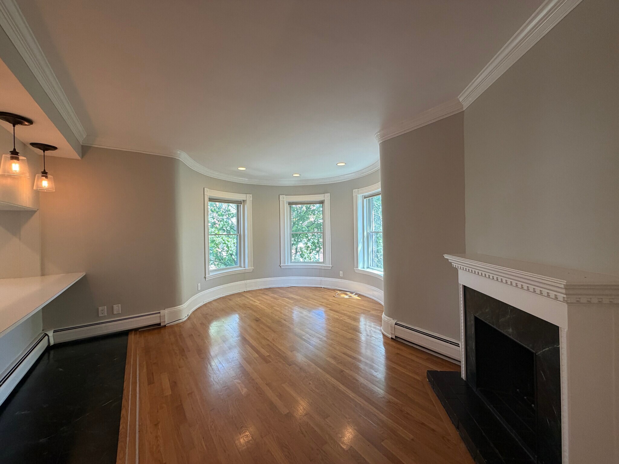 Building Photo - 59 Longwood Ave