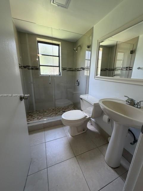 Building Photo - 8899 SW 123rd Ct