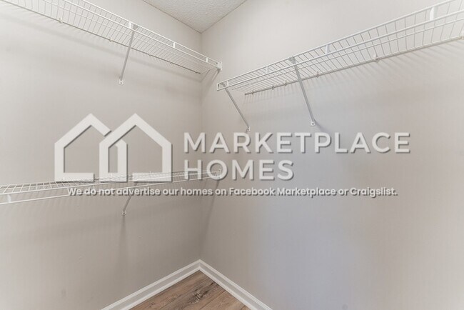 Building Photo - 5776 Landau Drive