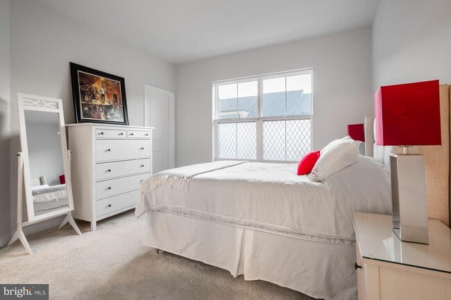 Building Photo - 5509 Valmarana Way