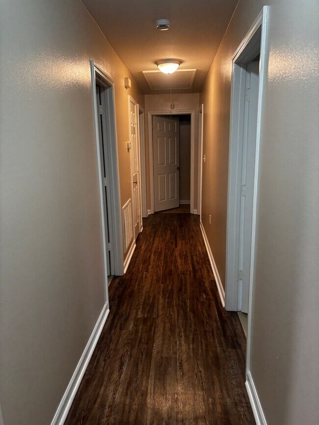 Building Photo - 5433 Banyan Trace Dr