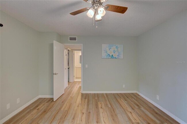 Building Photo - 2612 2nd Ct