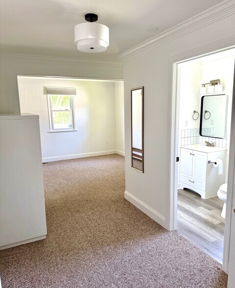 Building Photo - 34 Governors Gate Ln