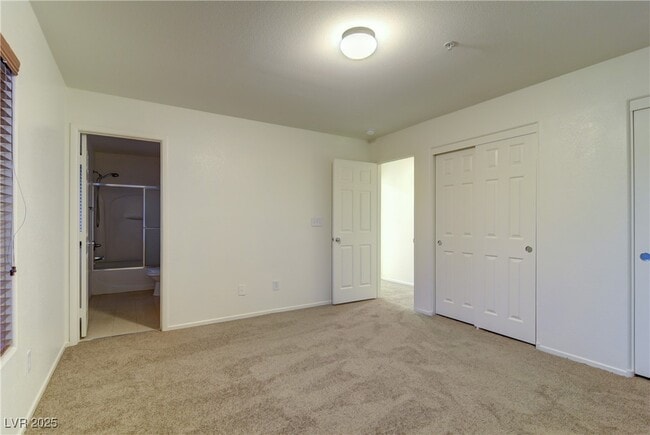 Building Photo - 1071 Paradise Coach Dr