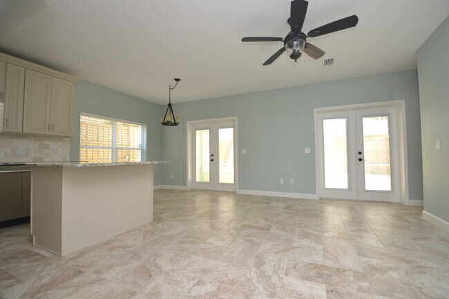 Building Photo - Gorgeous Upgrades!! St. Augustine Beach 2/...