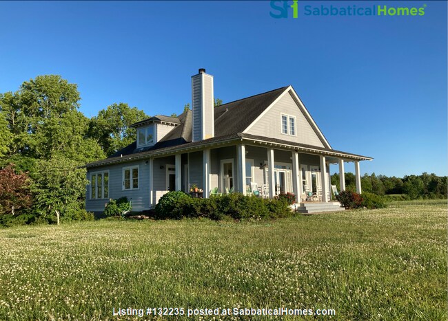 Building Photo - Turnkey Furnished Home on 5 Acres – Just B...