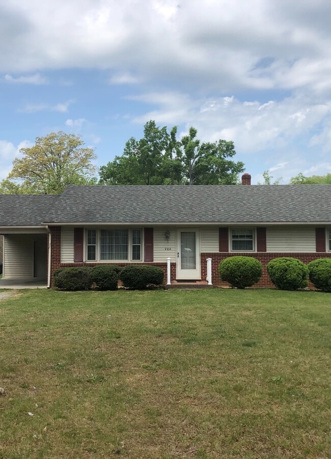 Primary Photo - 204 Tidewater St