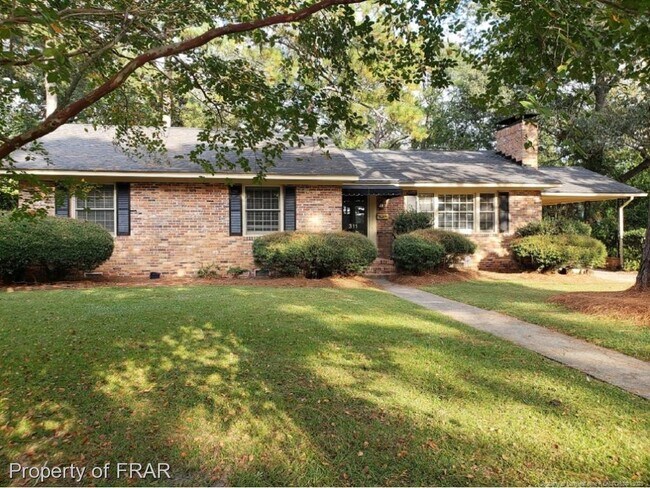 Building Photo - 311 Westview Dr