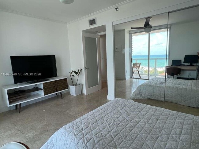 Building Photo - 5900 Collins Ave