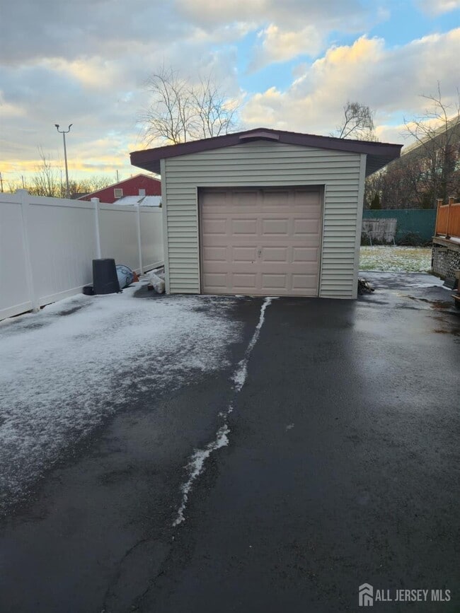 Building Photo - 1912 Montgomery St