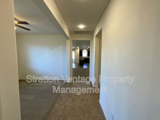 Building Photo - 3432 E Russell St