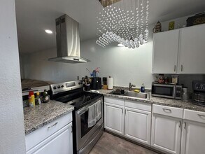 Building Photo - 2-Bedroom Condo in Central Waipahu Available February 2026