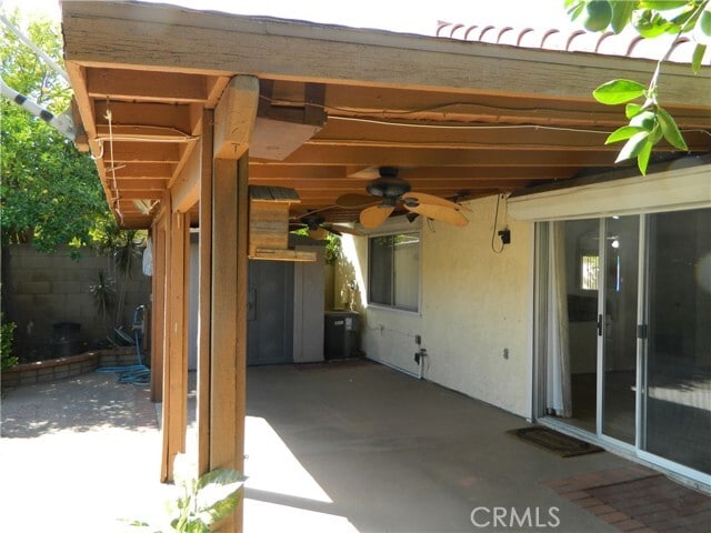 Building Photo - 26101 Bluebell St
