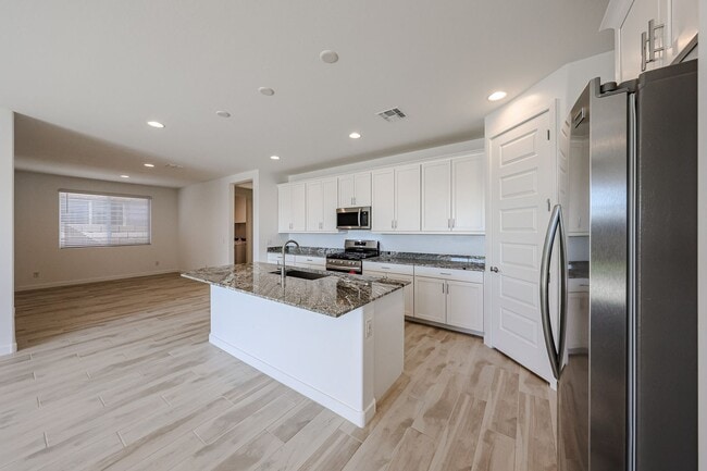 Building Photo - Recently Build 4-Bedroom Home in Goodyear with Upgrades & Resort-Style Amenities