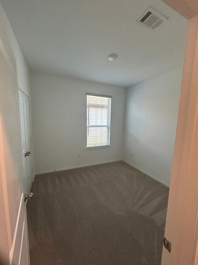 Building Photo - 17630 Chisel Plow Dr