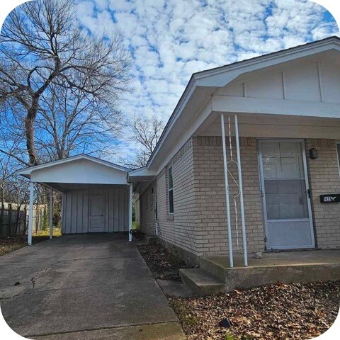 Building Photo - 1433 S Rusk St