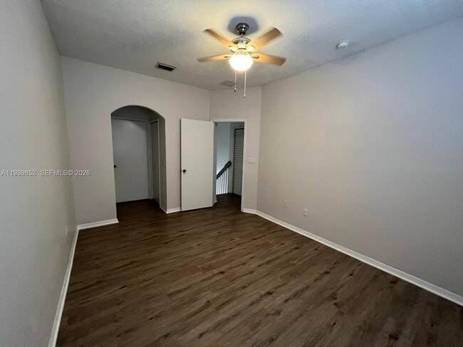 Building Photo - 721 SW 107th Ave