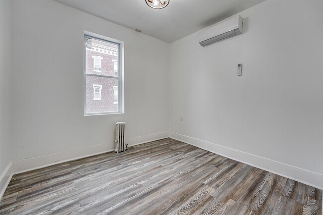 Building Photo - 103 Westover Pl