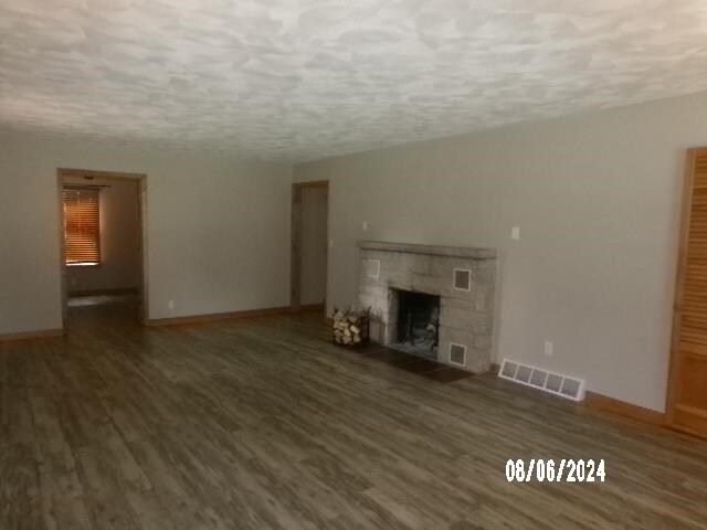 Building Photo - 830 Sherwood Dr NE