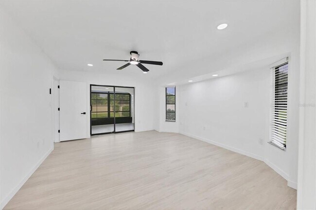 Building Photo - 948 Andrews Ave NW