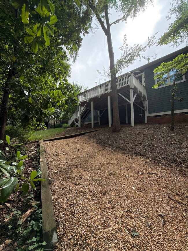 Building Photo - 3530 Carmel Rd
