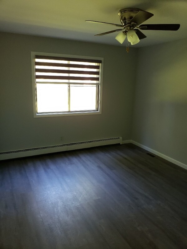 Building Photo - 6218 Kathryn Ct