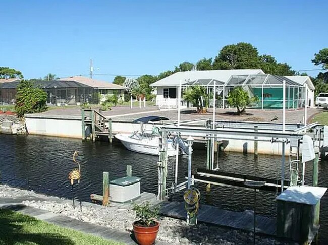 Building Photo - Beautiful home with private dock!
