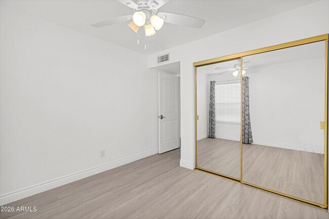 Building Photo - 3945 E Salinas St