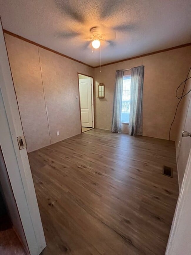 Building Photo - 72 Henry Harris Ln
