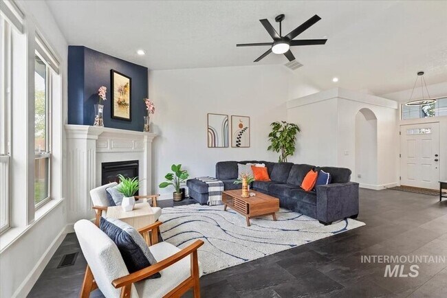 Building Photo - 12580 W Mardia St
