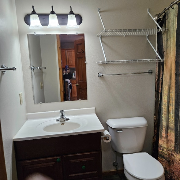 Building Photo - 424 Overlook Ct