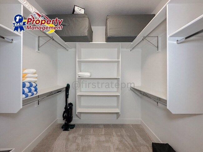 Building Photo - 2975 West Hidden Springs Drive