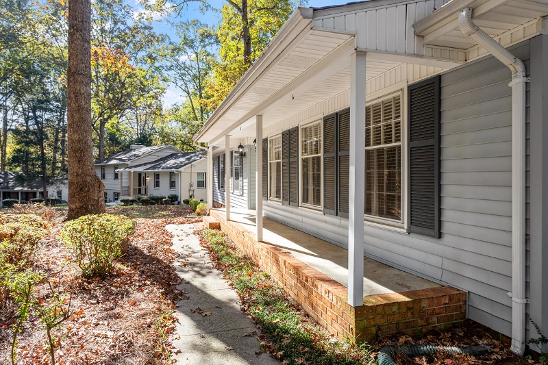 Building Photo - 5301 Emerson Dr