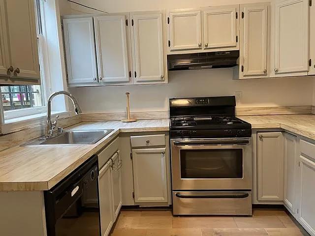 Building Photo - 1115 1/2 5th Street Northwest - A