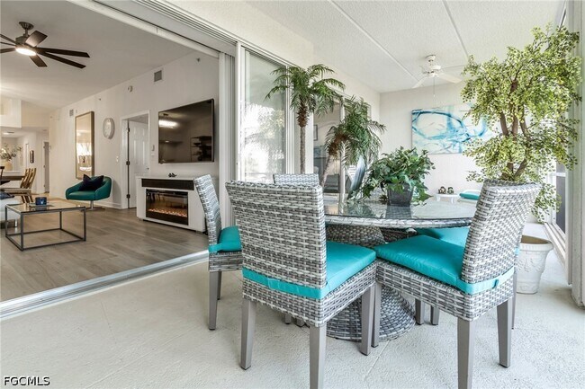 Building Photo - 6750 Beach Resort Dr