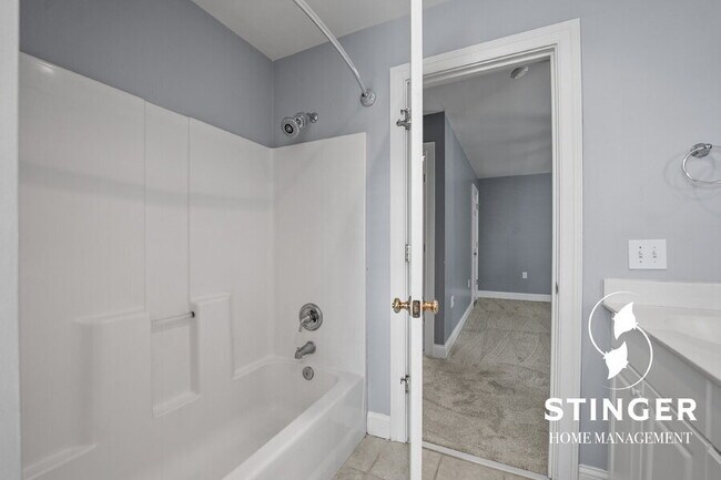 Building Photo - 130 Bartram Dr