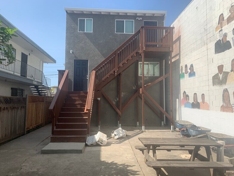 Building Photo - 1356 53rd Ave