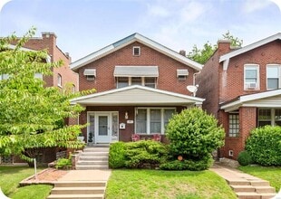 Building Photo - Fantastic 3bd/1.5ba home! Let yourself in!