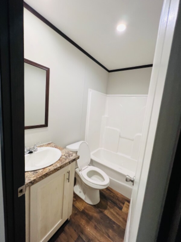 Building Photo - 9477 Lansdowne Rd