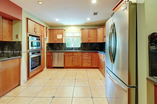 Building Photo - 14875 SW 238th St