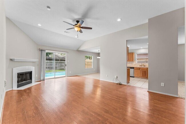 Building Photo - 31131 Perlican Dr