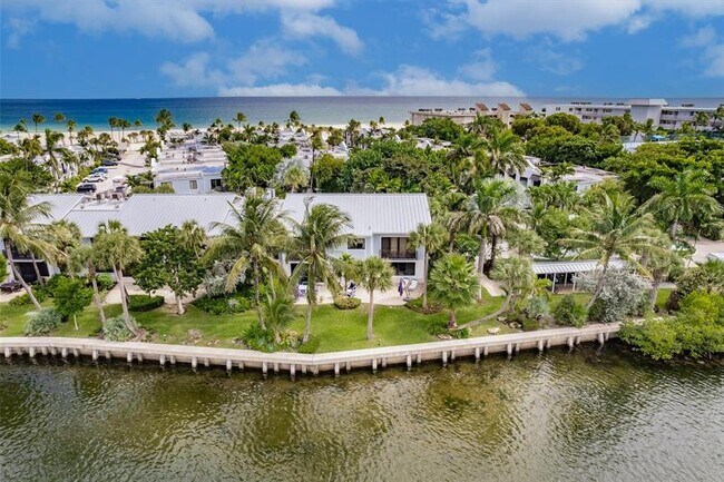 Building Photo - 1665 S Ocean Ln