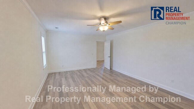 Building Photo - 3 BD/2.5 BA Home in MacCumber Terrace Neighborhood Minutes from Wrightsville Beach