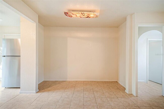 Building Photo - 2338 Juno Ave