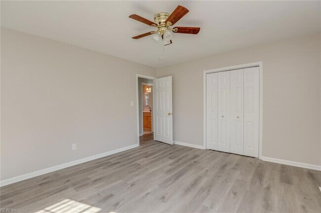 Building Photo - 4755 Old Hickory Rd