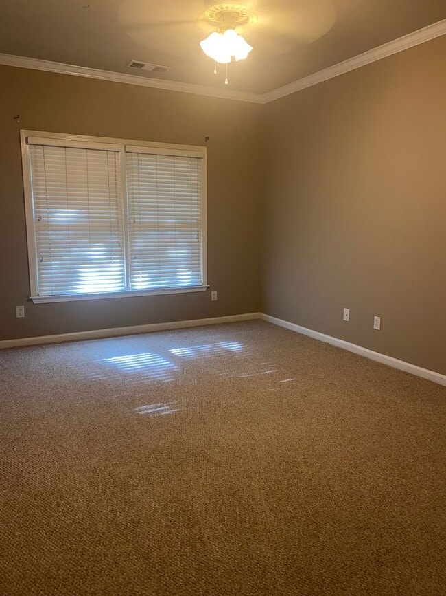Building Photo - Acton Park Townhouse For Rent!