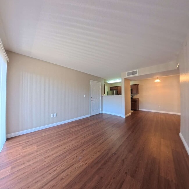 Building Photo - 1 Car Garage | Gated Community | 1st Floor Unit