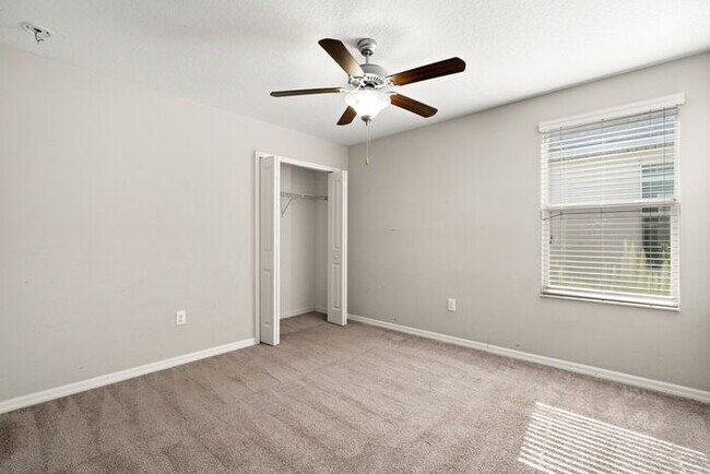 Building Photo - BEAUTIFUL Home For Rent in Cypress Creek!