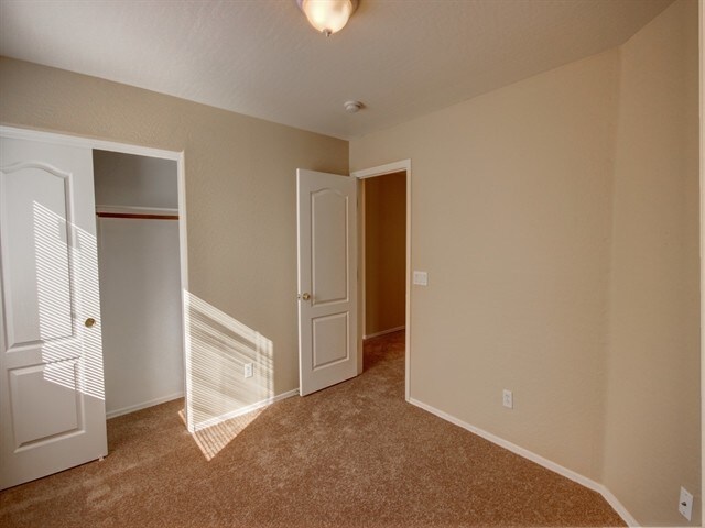 Building Photo - 2019 S 85th Ln